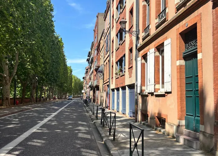 Апартаменты Centre Historique De - Cosy Face A La Garonne - L'ecrin De Tounis *